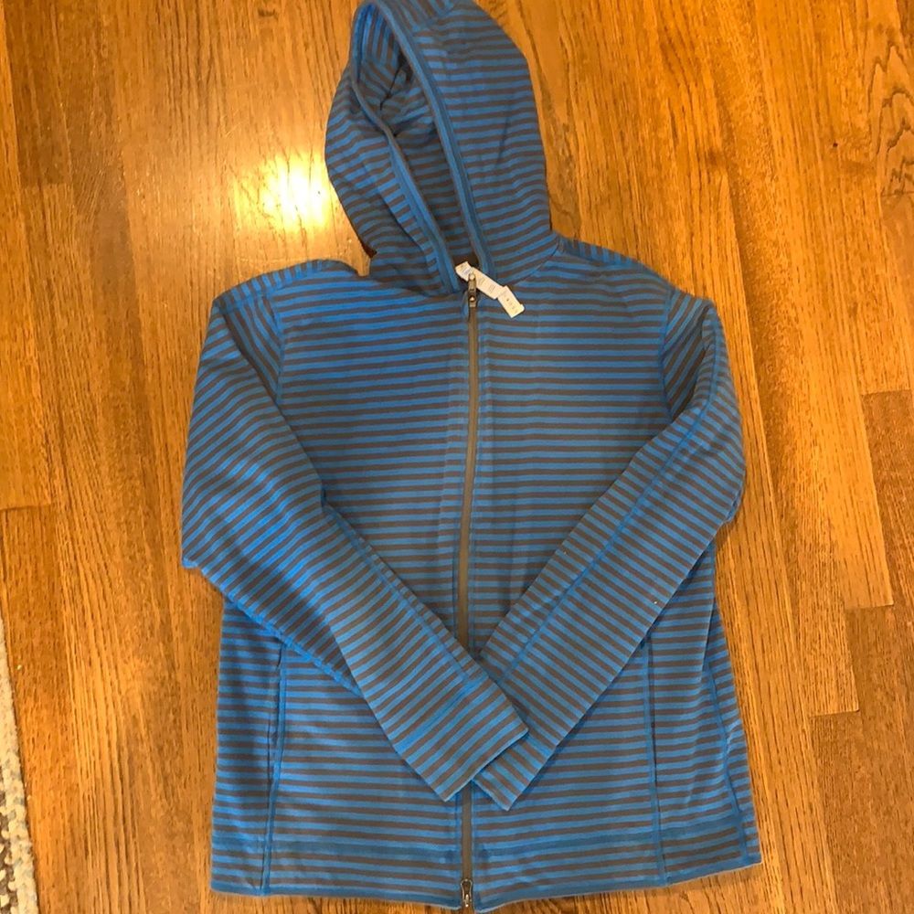 lululemon men’s exercise zip up hoodie.